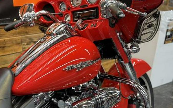 2010 Harley-Davidson® FLHX - Street Glide®