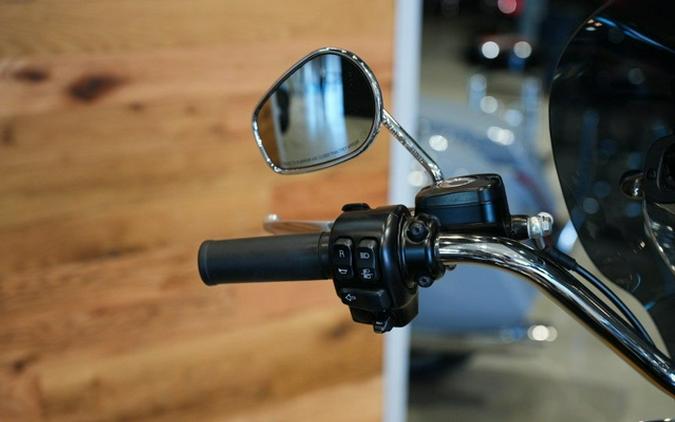 2017 Harley-Davidson Trike FLRT - Freewheeler