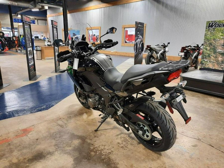 2022 Kawasaki Versys® 1000 SE LT+