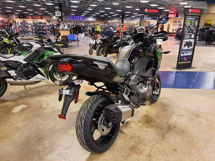 2022 Kawasaki Versys® 1000 SE LT+