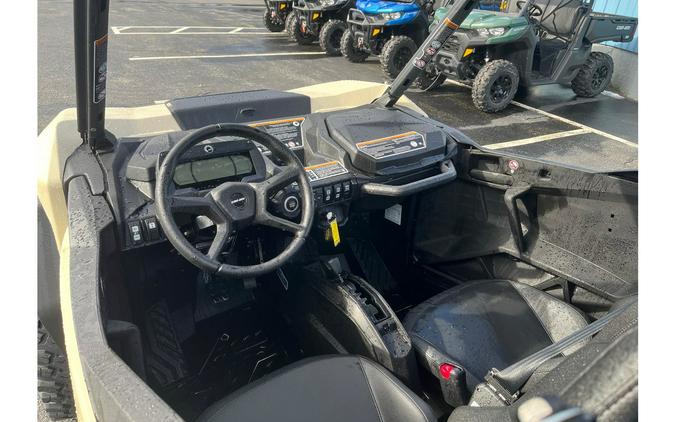 2024 Can-Am Commander XT-P 1000R Tan & Black