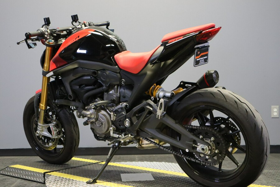 2023 Ducati M937+