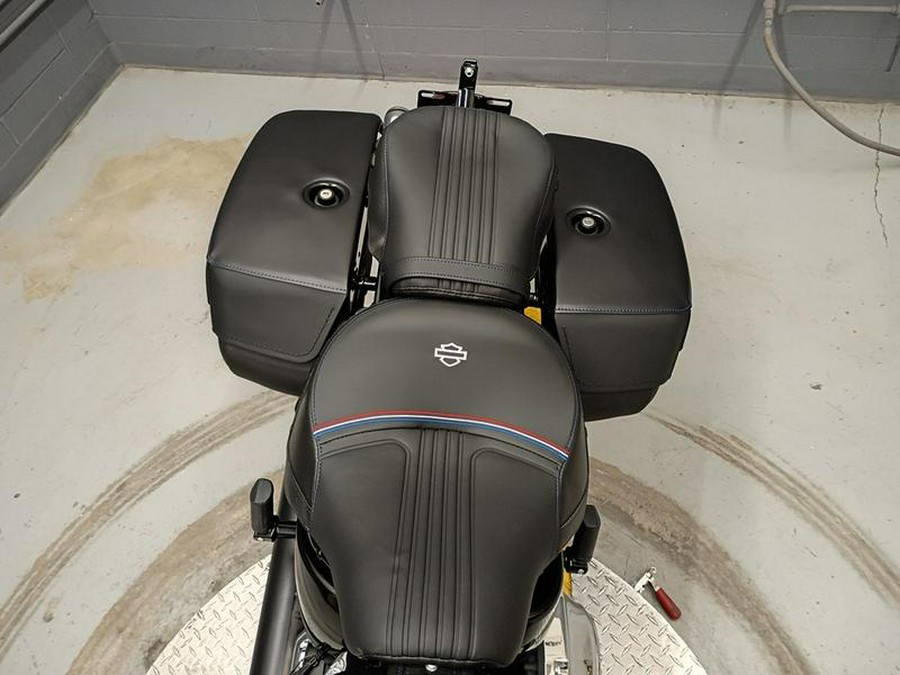 2026 Harley-Davidson® FLHC - Heritage Classic