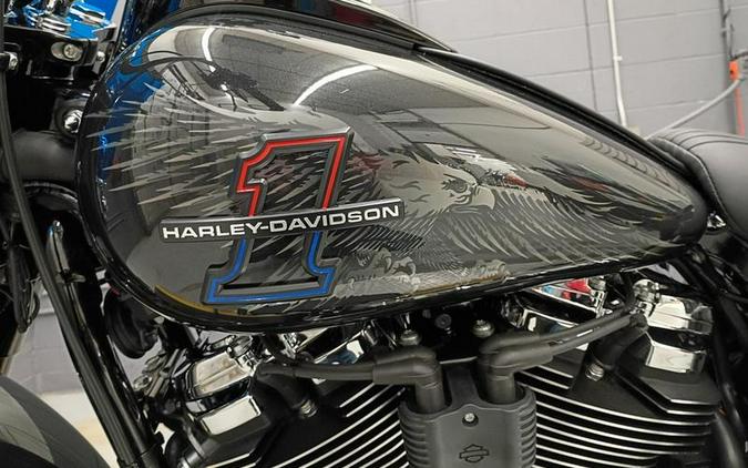 2026 Harley-Davidson® FLHC - Heritage Classic