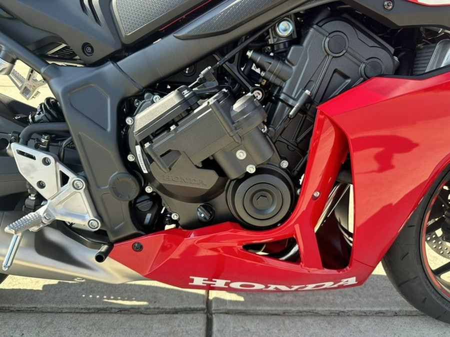 2026 Honda CBR650R E-Clutch