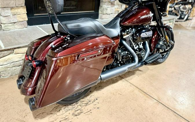 2018 FLHXS - Street Glide Special