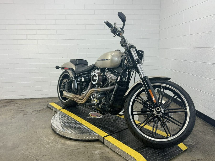 2018 Harley-Davidson Breakout