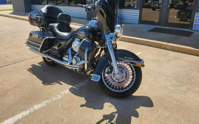 2013 Harley-Davidson® FLHTCU - Electra Glide® Ultra Classic®