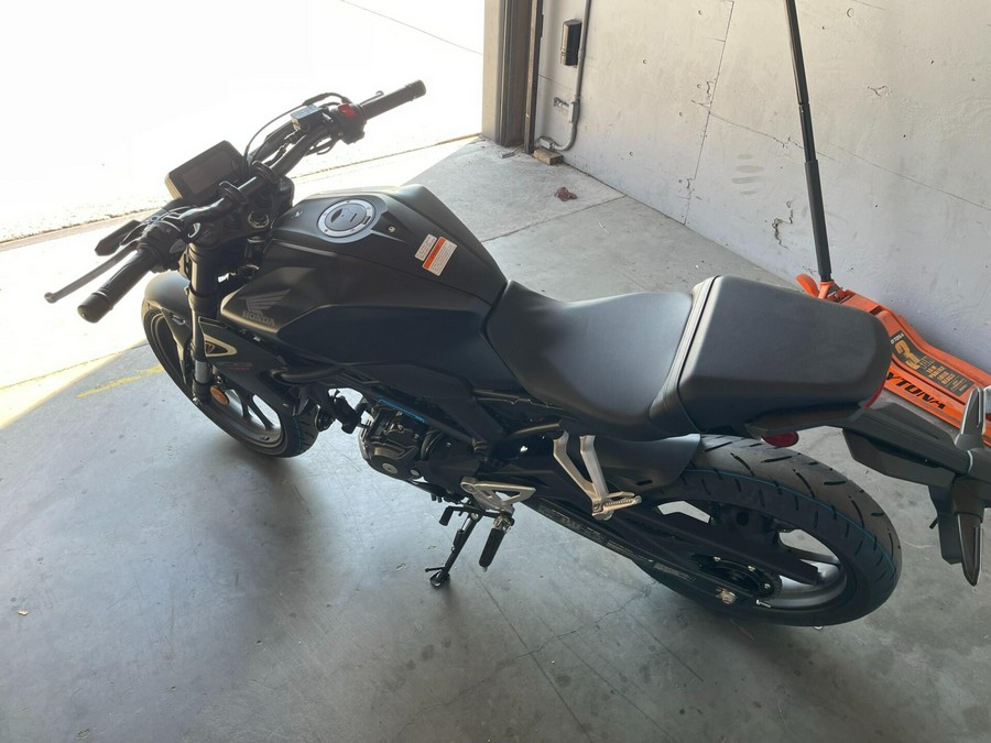 2025 Honda CB300R ABS