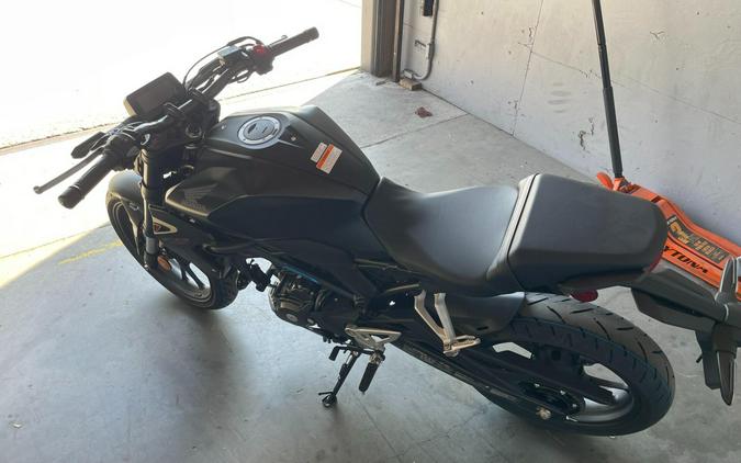 2025 Honda CB300R ABS