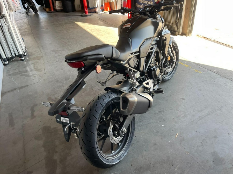 2025 Honda CB300R ABS