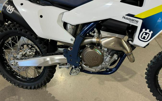 2025 Husqvarna FC 250