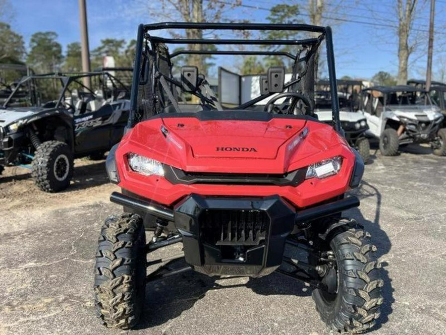 2025 Honda® Pioneer 1000-6 Deluxe Crew
