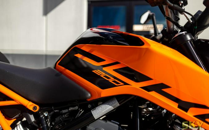 2023 KTM 200 DUKE