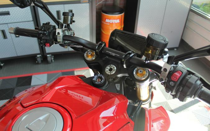 2025 Ducati Streetfighter V2S