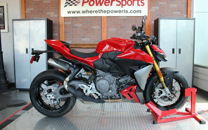 2025 Ducati Streetfighter V2S