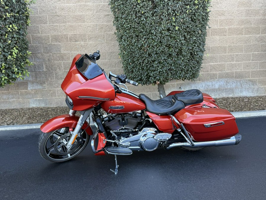 FLHX 2024 Street Glide®