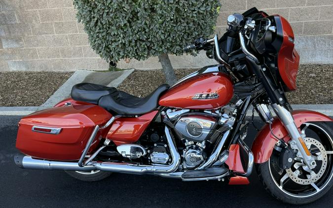 FLHX 2024 Street Glide®