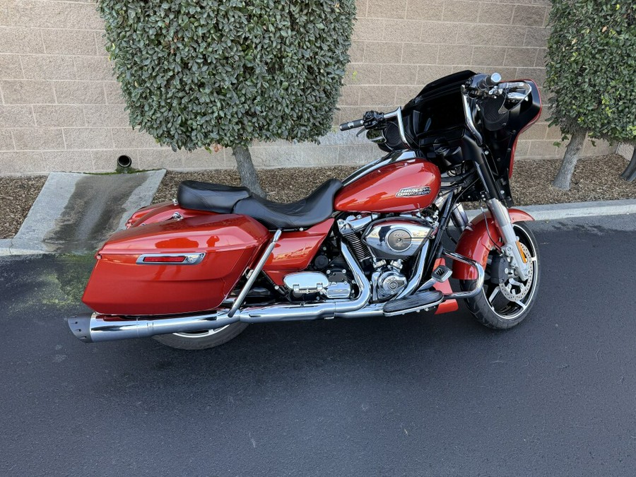 FLHX 2024 Street Glide®