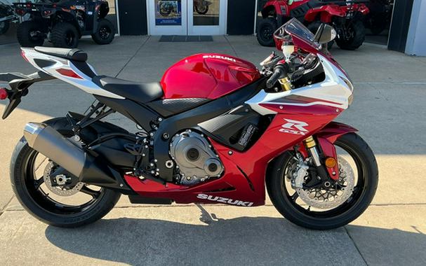 2027 Suzuki GSX-R 750