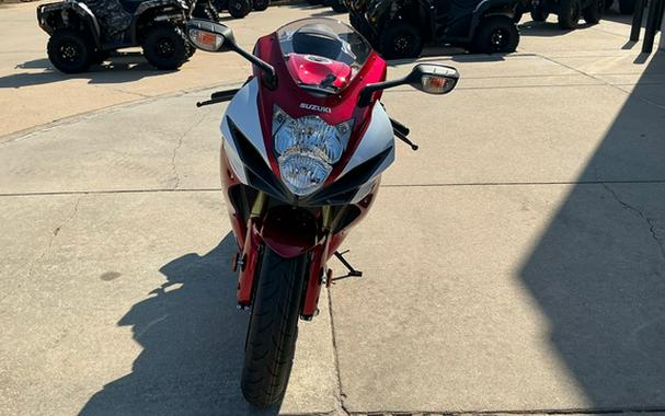 2027 Suzuki GSX-R 750