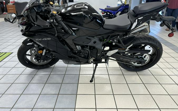 2024 Kawasaki Ninja® ZX™-4RR ABS