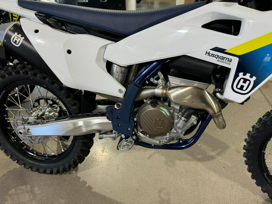 2025 Husqvarna FC 250