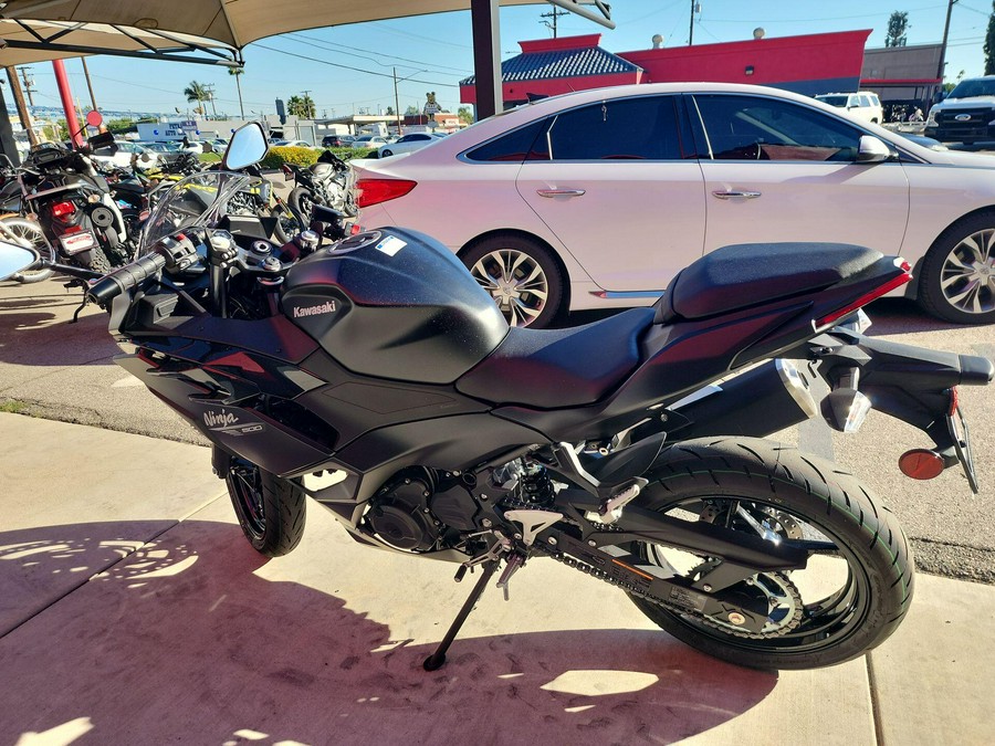 2026 Kawasaki NINJA 500