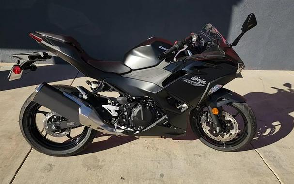 2026 Kawasaki NINJA 500