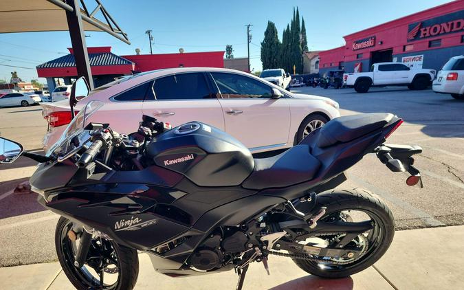 2026 Kawasaki NINJA 500