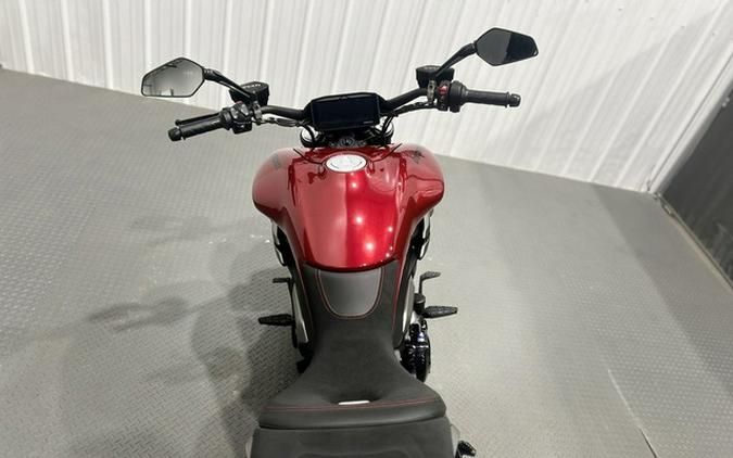 2026 Ducati XDiavel V4 Burning Red V4