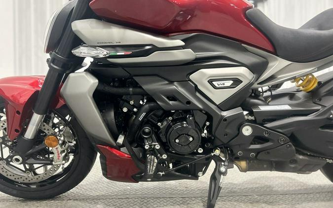 2026 Ducati XDiavel V4 Burning Red V4