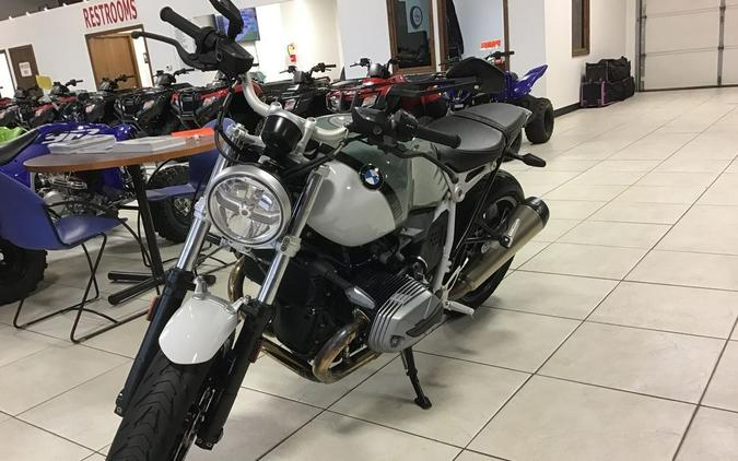 2023 BMW R nineT Pure 719 Underground/Light White
