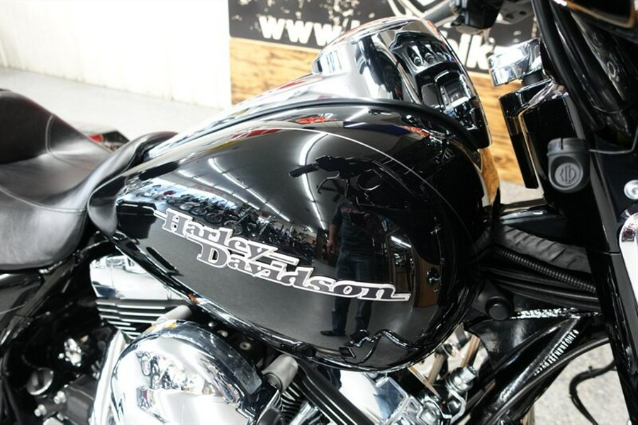 2015 Harley-Davidson Street Glide Special
