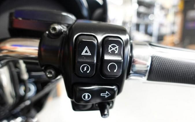 2015 Harley-Davidson Street Glide Special