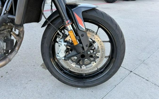 2024 KTM Duke 790