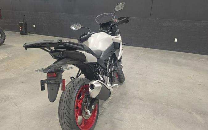 2027 Suzuki SV 7GX