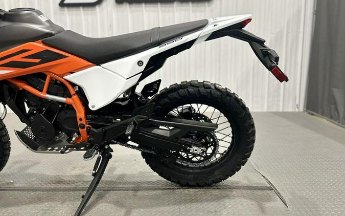 2026 KTM Enduro 390 R