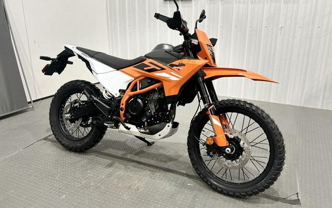 2026 KTM Enduro 390 R