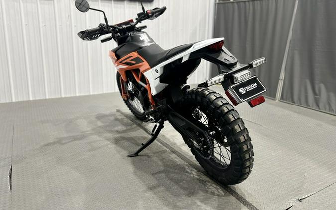 2026 KTM Enduro 390 R