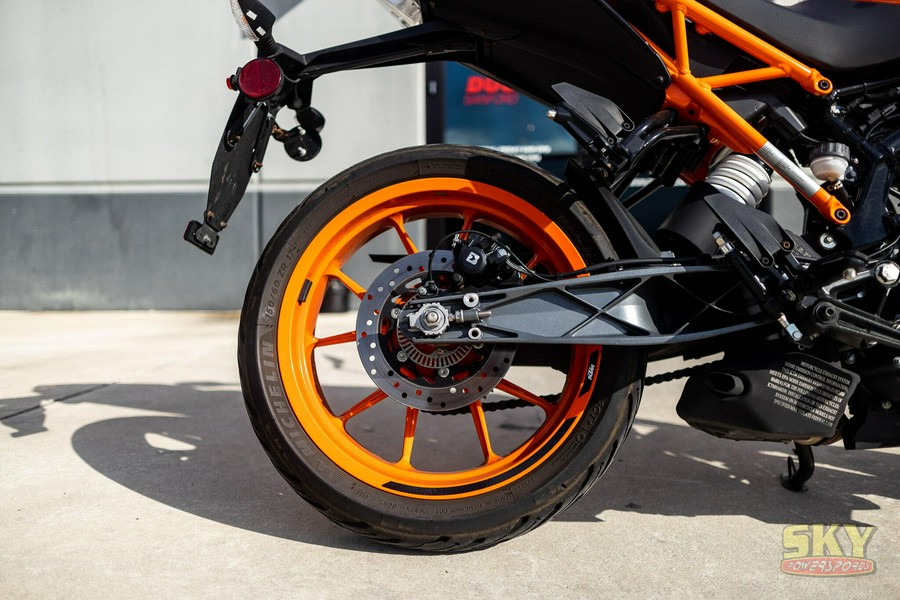 2023 KTM 200 DUKE