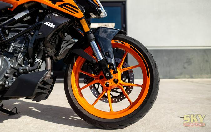 2023 KTM 200 DUKE
