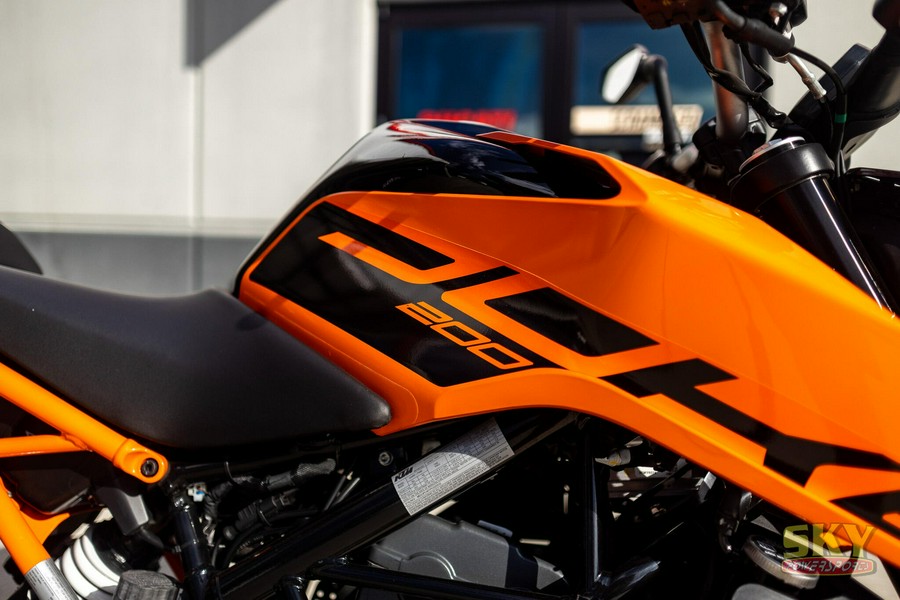 2023 KTM 200 DUKE