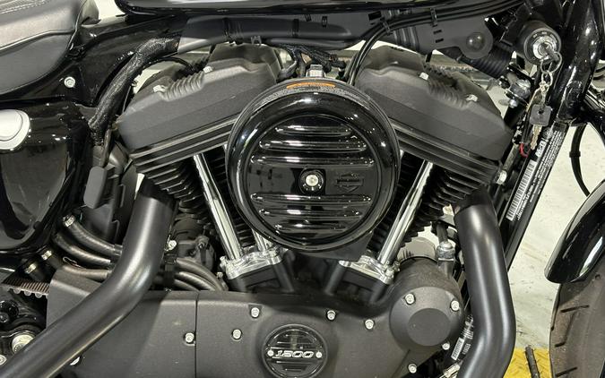 2021 Harley-Davidson® Iron 1200™ Vivid Black