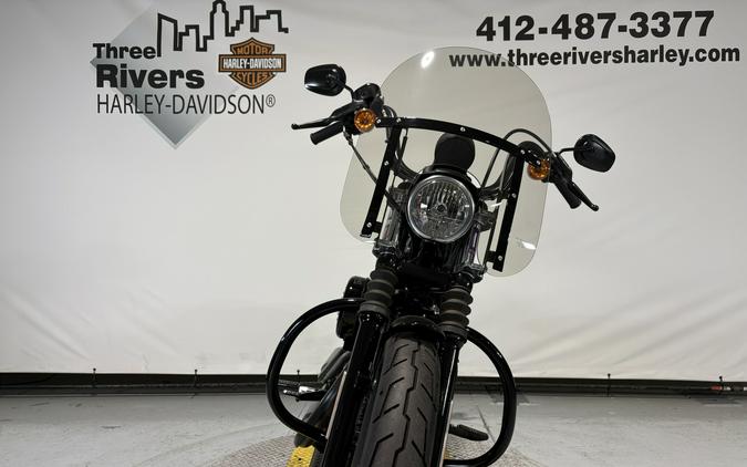 2021 Harley-Davidson® Iron 1200™ Vivid Black