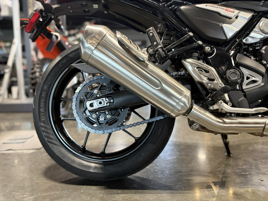 2026 Triumph Thruxton 400