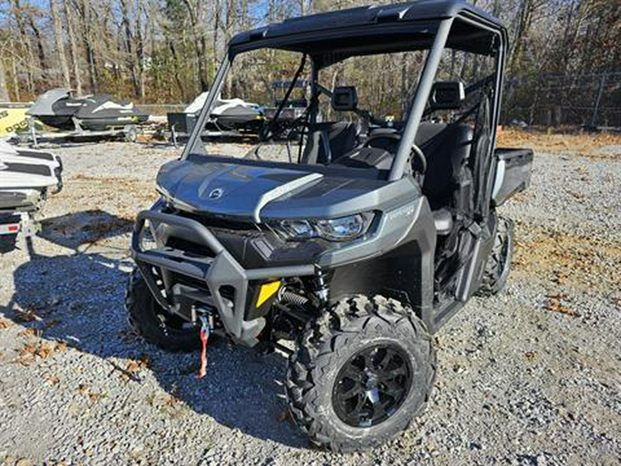 2024 Can-Am Defender XT HD9