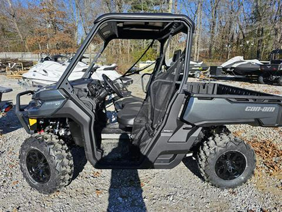 2024 Can-Am Defender XT HD9