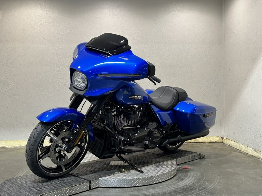 Harley-Davidson Street Glide® 2024 FLHX 84439769 BLUE BURST