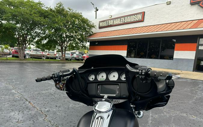 2017 Harley-Davidson Street Glide® Special